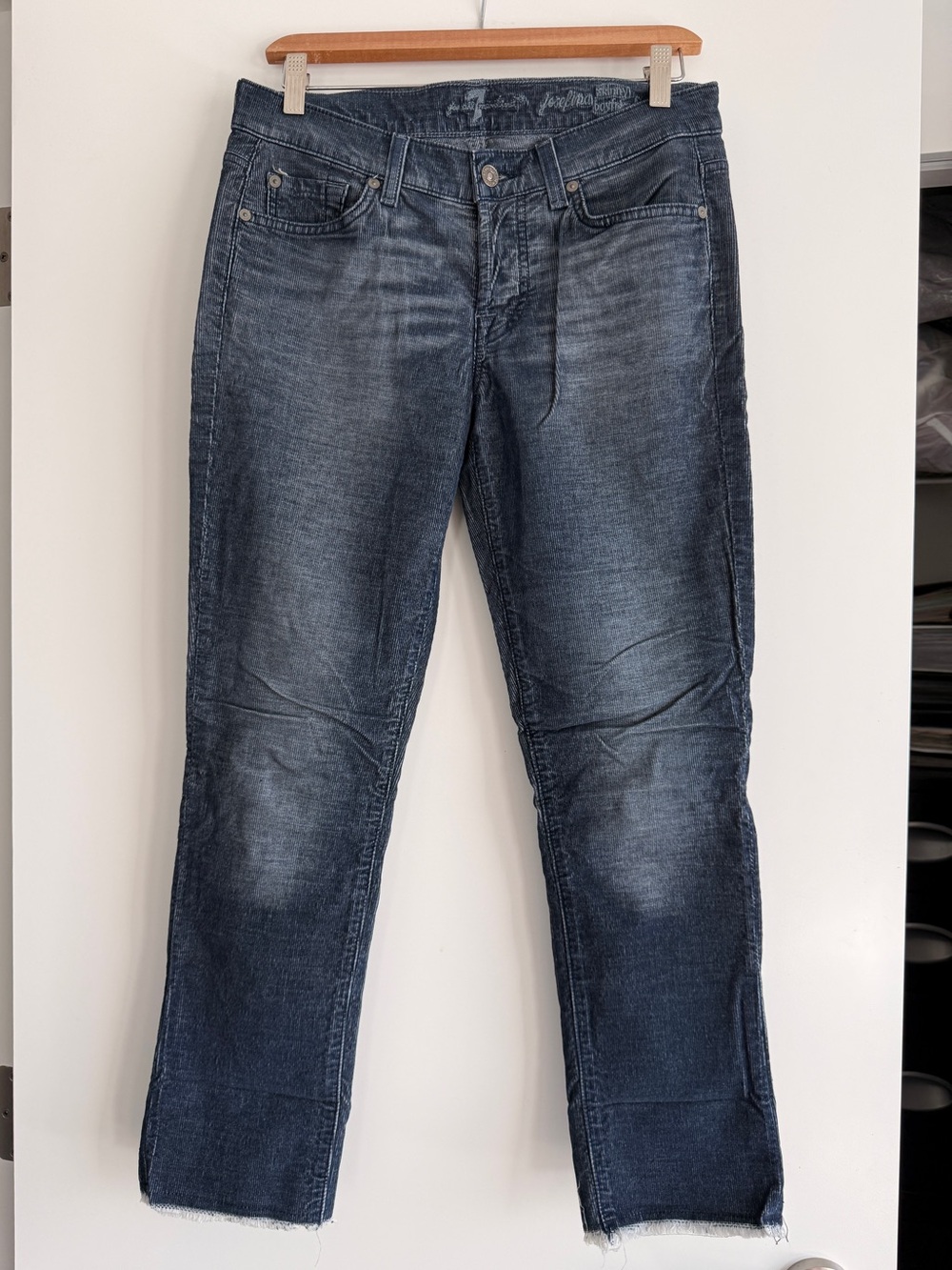 7 For All Mankind distressed cords sz 26